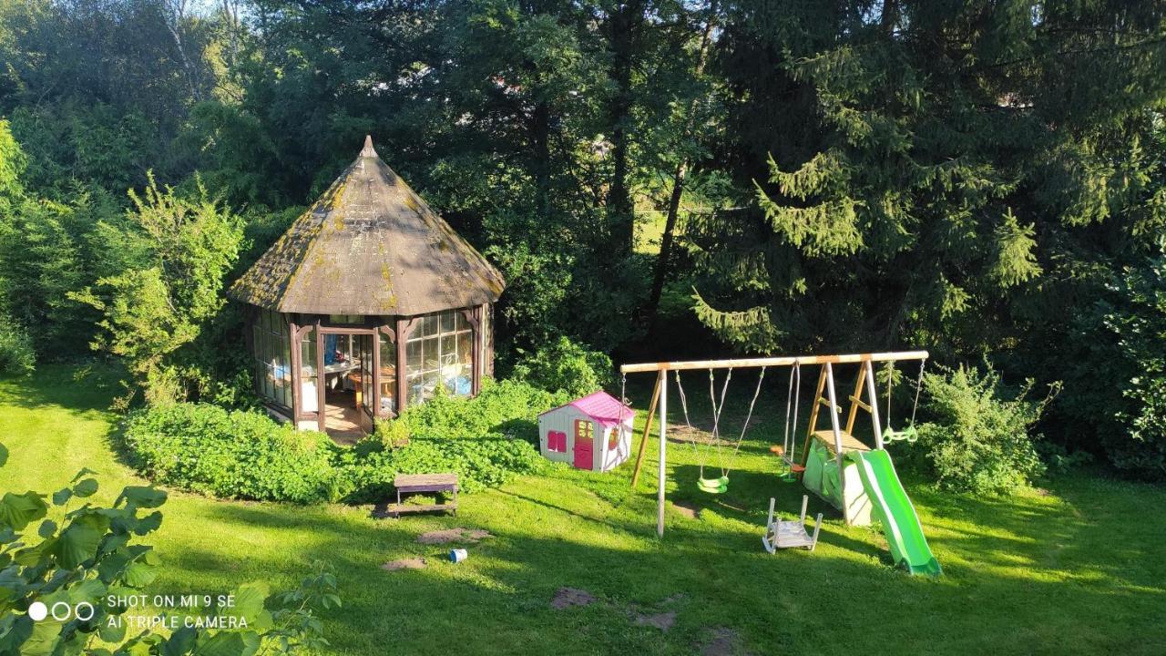 Petit Coin De Paradis Fontaine-les-Luxeuil Exterior foto